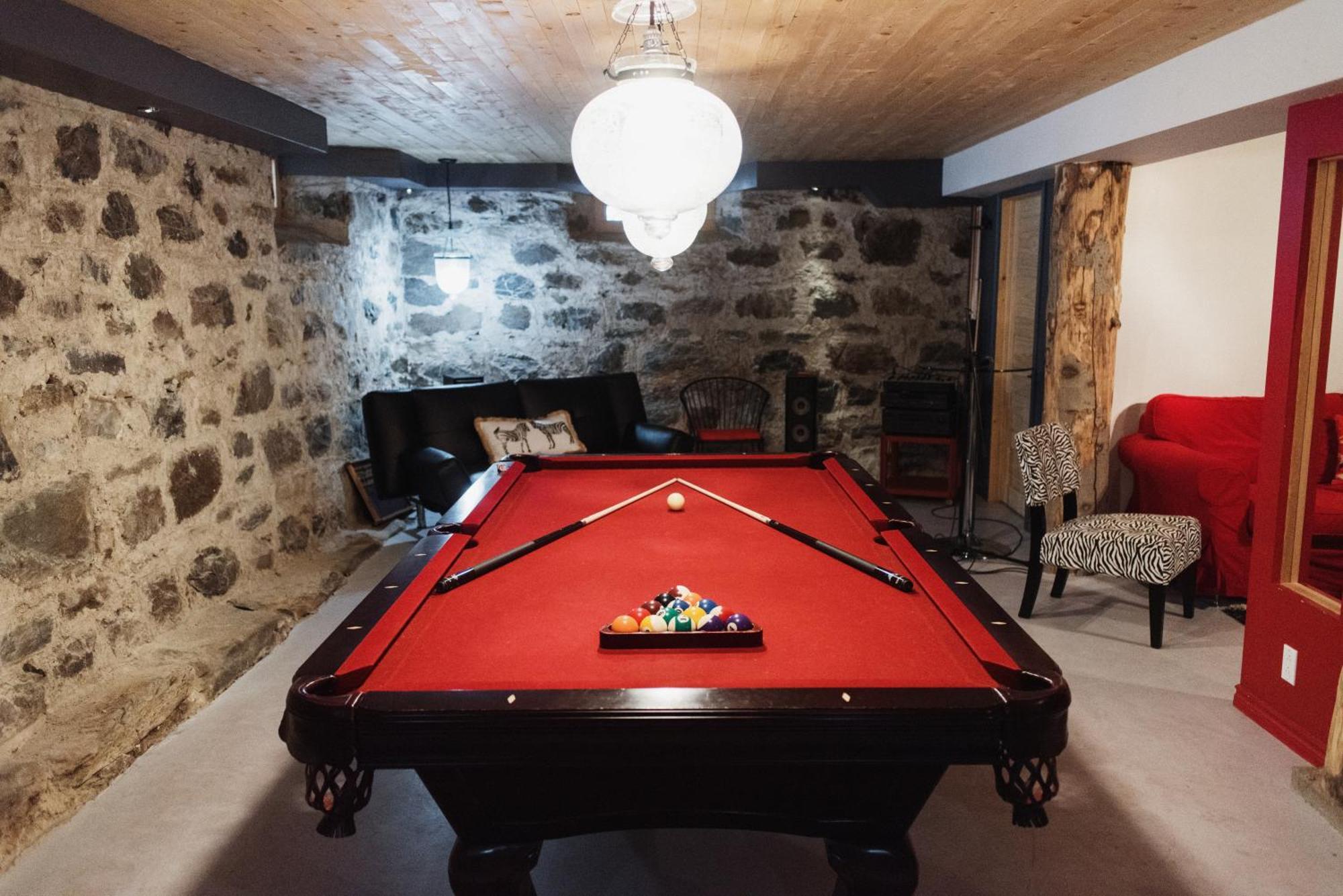 Auberge Incroyable Saint Adrien Esterno foto
